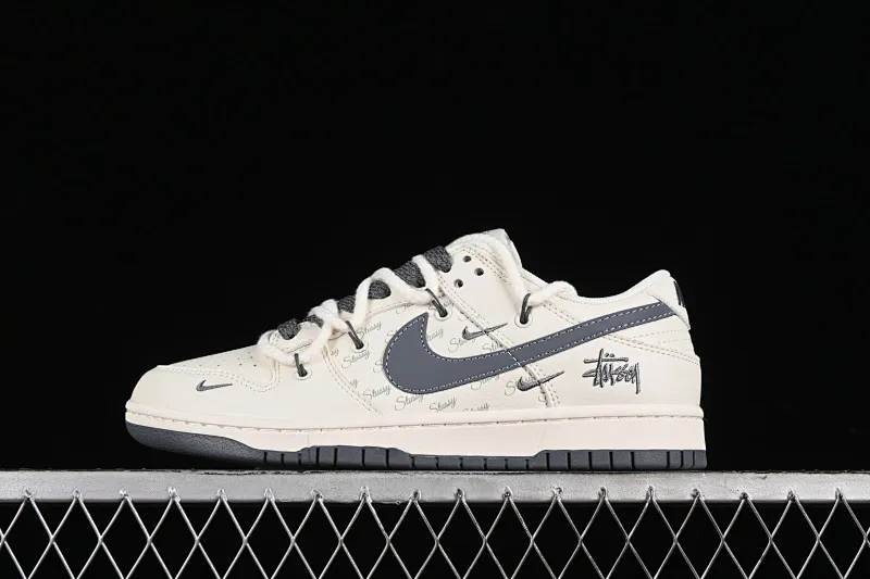 All categories Nk SB Dunk Series Nk SB Dunk Low High-end customized low-top sneakers Stussy x Nk Dunk Low Stussy-strap beige and gray hook SB low-top casual sneakers SJ2068-275